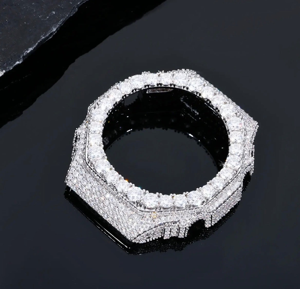 GA-2100 iced bezel